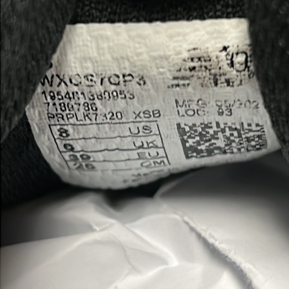 New Balance XC 7 V3 WXCS7CP3 Running Cleats Size 8 - Picture 9 of 9